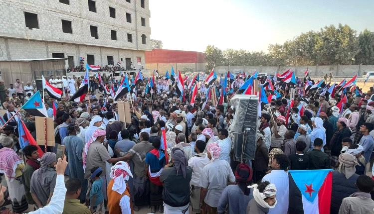 تظاهرة حاشدة في المهرة تأييداً للمجلس الانتقالي واستعادة الدولة الجنوبية (صور)