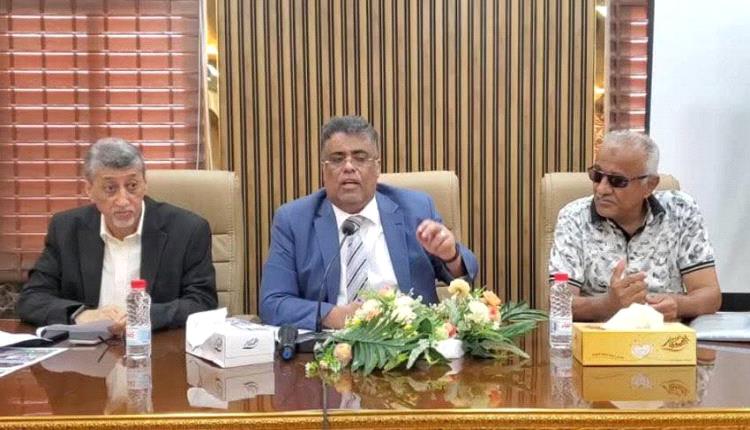 برئاسة الشاذلي وسالم...اجتماع يناقش إطلاق حملة نظافة شاملة وخطة عمل الغرفة التجارية بعدن