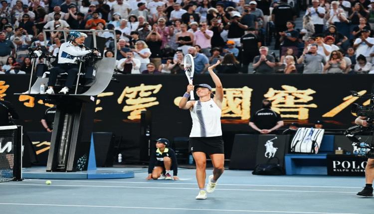 أستراليا المفتوحة للتنس.. شفيونتيك تهزم إنغليس وتبلغ دور الثمانية