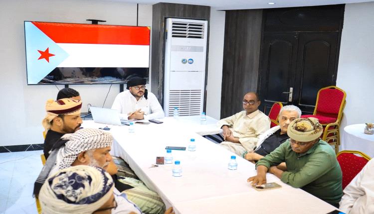 انتقالي حضرموت يعلن رفضه اقامة العليمي في المكلا ويحيي صمود الجماهير الجنوبية 