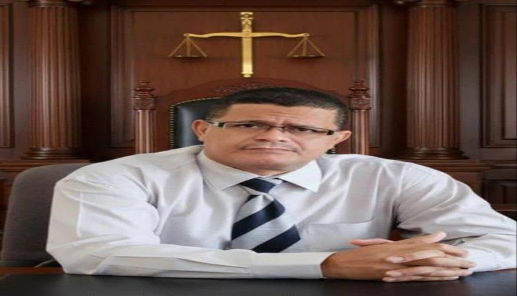 قاض في عدن يدعو إلى إتخاذ "قرار سيادي" يسهم في تطوير منظومة العدالة