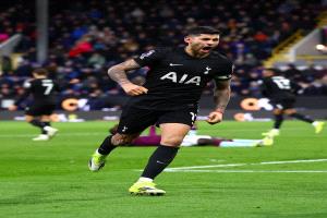 تعادل درامي يحسم مواجهة بيرنلي وتوتنهام في البريميرليج