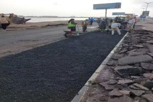 أعمال صيانة وترميم للخط البحري بالعاصمة عدن 