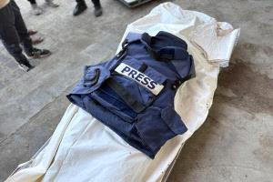 غزة: مقتل 11 فلسطينيا بينهم 3 صحفيين بقصف مسيّرة إسرائيلية في غزة