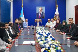 خارجية الانتقالي تقف أمام تطورات المشهد السياسي وتعزيز التحرك الخارجي