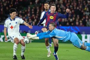 برشلونة يعاقب كوبنهاجن برباعية ويضمن تأهله المباشر في دوري الأبطال