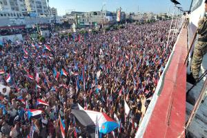 صور - مشاهدة جوية من مليونية تأييد الإعلان الدستوري بالعاصمة عدن