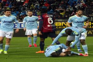 يوفنتوس يسقط في عقر دار كالياري