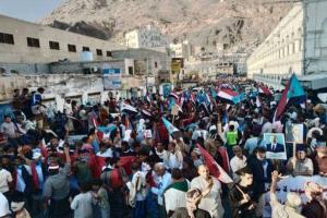 من عدن إلى حضرموت.. الجنوب «ينتفض» دفاعًا عن قضيته
