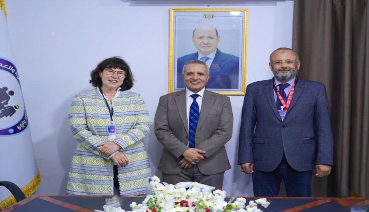 وزير الشؤون الاجتماعية يبحث مع مؤسسة فريدريش إيبرت دعم النقابات العمالية وبناء قدرات المجتمع المدني