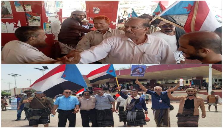التجهيزات النهائية لانطلاق فعالية السابع من يوليو بساحة العروض 
