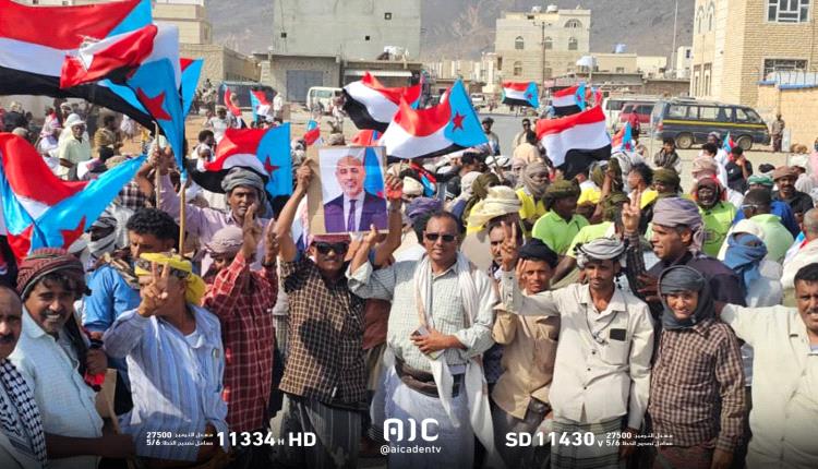 بالصور.. مسيرة جماهيرية حاشدة في سقطرى تدشّن برنامج التصعيد الشعبي استجابة لدعوة المجلس الانتقالي الجنوبي