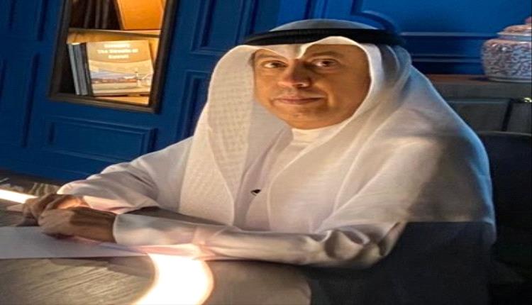 كاتب خليجي يدعو لدعم جبهة الانتقالي لحماية الملاحة الدولية