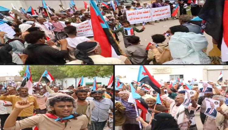لحج تشهد تصعيدًا شعبيًا واسعًا رفضًا للوصاية وتمسكًا بحق تقرير المصير