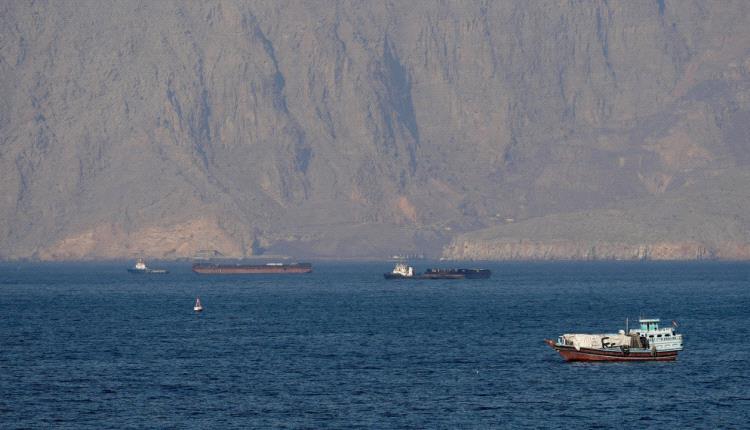 الحوثيون يصعدون في البحر الأحمر.. استهداف ناقلتي نفط تتبعان السعودية