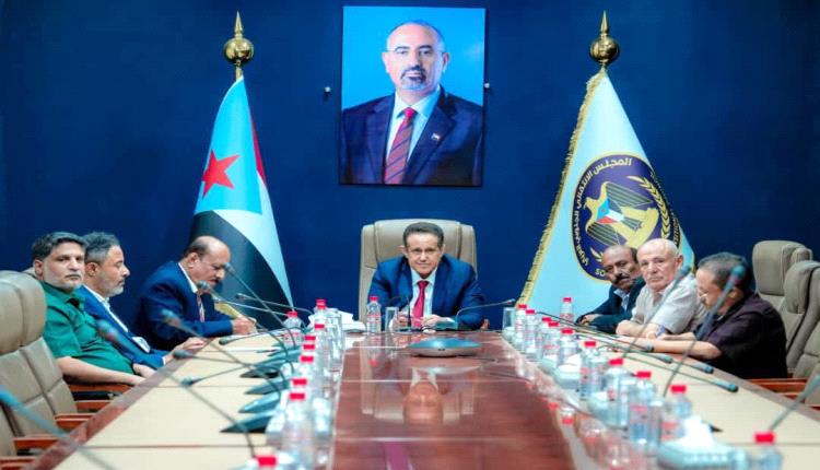 عاجل / الرئيس الزُبيدي يؤكد المضي نحو تحقيق أهداف شعب الجنوب ويحذر القوى الشمالية