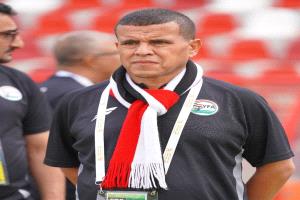 مدرب منتخب الشباب لكرة القدم "محمد النفيعي" يستدعي 35 لاعبا للقائمة الأولى