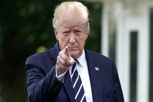 الرئيس الأمريكي ترامب :  الحقنا بالحوثيين ضربة قاسية ولسنا في مواجهة معهم حاليا لكننا مستعدون للتدخل