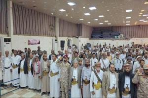 محافظ صنعاء: المرحلة تتطلب توحيد الصف الوطني وتعزيز الجاهزية لاستعادة الدولة خلال اللقاء التشاوري لمشائخ المحافظة 
