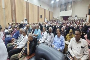 السلطة المحلية بالعاصمة عدن تُحيي حفل تأبين الأديب والمسرحي الراحل سعيد عولقي
