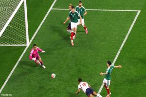 إنجلترا تهزم المكسيك وتبلغ ربع نهائي كأس العالم
