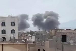 اليمن على صفيح ساخن.. استهداف مطار صنعاء يشعل التصعيد والحكومة ترفع الجاهزية والحوثيون يتوعدون بالرد