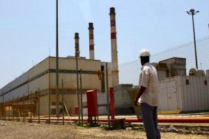 الظلام يبتلع الاقتصاد اليمني.. الكهرباء أكبر عائق للاستثمار
