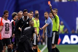بعد الاحتجاج المصري.. أول قرار من فيفا تجاه حكم لقاء الأرجنتين