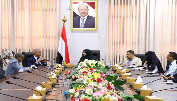 التخطيط و مسؤول أممي يبحثان آليات التنسيق لدعم أولويات التنمية والتعافي