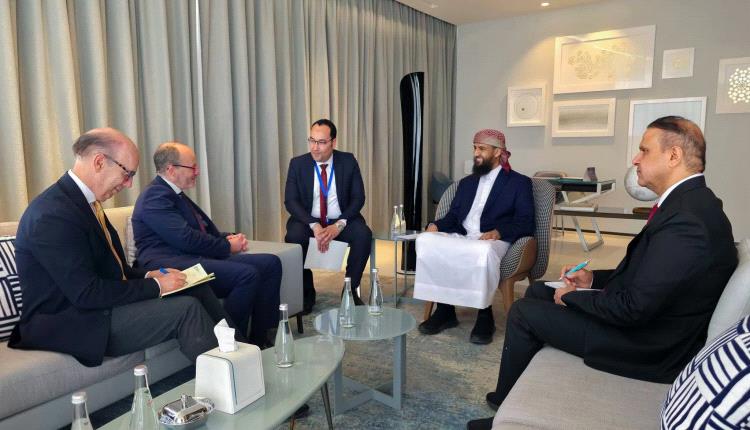 دعم السلام وأمن الملاحة يتصدران مباحثات المحرّمي مع وفد إسباني رفيع