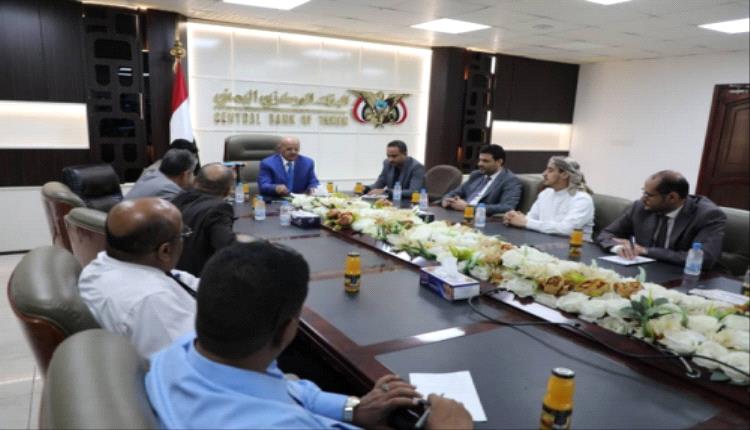  أوضاع القطاع المصرفي وسير العمل في الأنظمة والشبكات المصرفية على طاولة البنك المركزي 