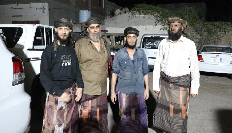 أبين: تحرير 4 من منتسبي القوات الجنوبية من قبضة العناصر الإرهابية 