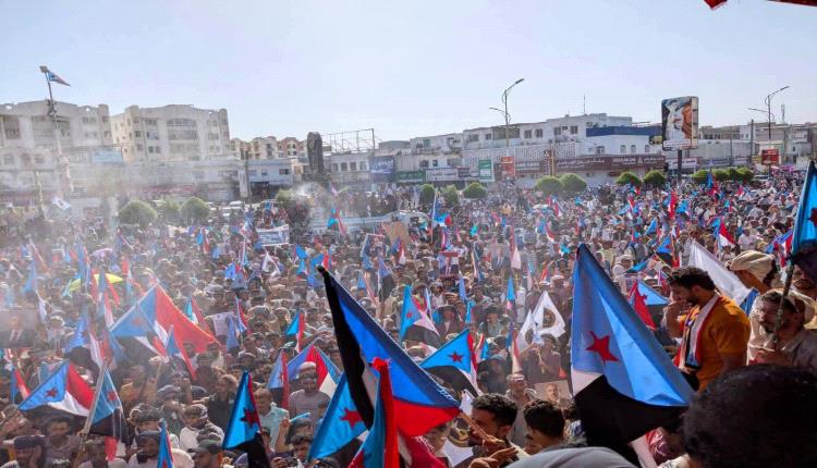 صحفية مصرية : ارفعوا أيديكم عن هذا الشعب ، وكفى وصايةً على إرادته