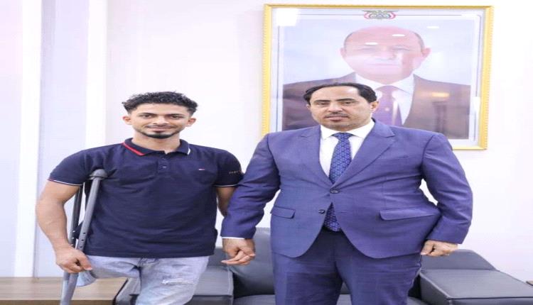 وزير الشباب والرياضة يستقبل الشاب أحمد عارف ويوجه بتمكينه من فرصة عمل