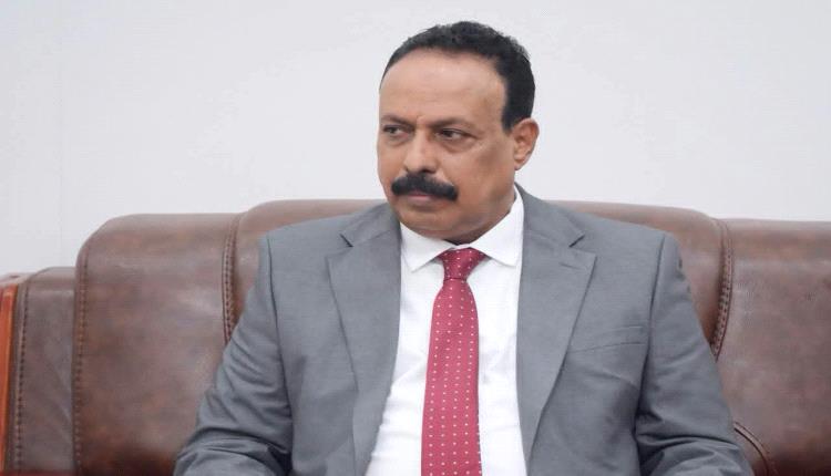 تسابق محموم على تولي إدارة صندوق صيانة الطرق والجسور 
