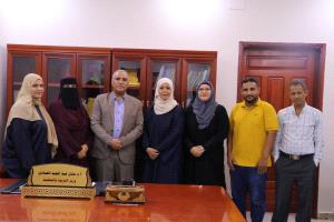 وزير التربية والتعليم العبادي يلتقي رئيسة اللجنة الوطنية للمرأة في عدن لبحث تعزيز قدرات الكوادر النسائية ودعم تعليم الفتاة