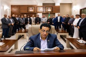 حوار مع الموجودين في الرياض : هل الحل في الرياض؟
