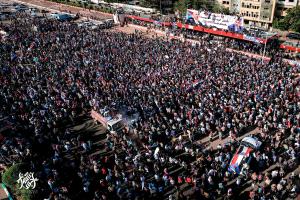 تقرير - حشود جماهيرية في العاصمة عدن تؤكد رفضها للوصاية السعودية ومناهضتها لعودة الاحتلال اليمني