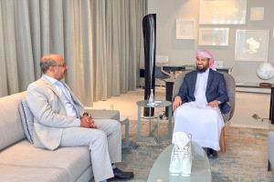 المحرّمي يطّلع على خطط تطوير قطاع النفط وآليات تأمين الإمدادات