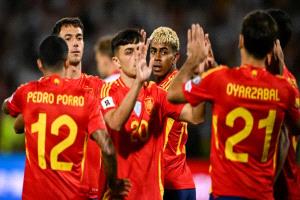 مجموعة السعودية.. أزمة خطيرة تهدد مباراة إسبانيا وأوروجواي بكأس العالم