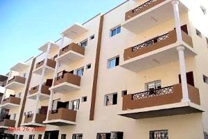 وفاة دكتور عظام إثر سقوطه من الدور الثالث بانماء عدن 