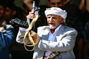 هل يعبر حديث الشيخ النقيب في "لبعوس" عن وجدان الشارع الجنوبي؟ 