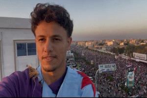 المصور محمد الحجيلي يروي تفاصيل احتجازه عقب تغطيته وقفة سلمية للمطالبة بالخدمات في عدن