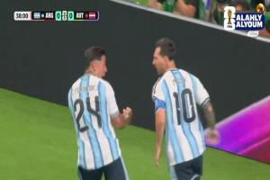 عاجل: النجم الأرجنتيني ليونيل ميسي يتوج بصدارة هدافي كأس العالم 
