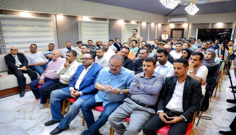 ضربة قاضية لمن هم محسوبون على مهنة الصحافة والإعلام "المفسبكين"