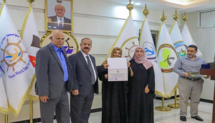 وزارة النقل تكرّم موظفات الوزارة بمناسبة اليوم العالمي للمرأة 