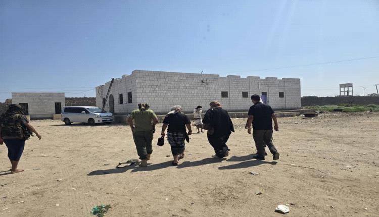 رجل أعمال يتكفّل بسداد التزامات مالية لتسعة سجناء معسرين بأبين