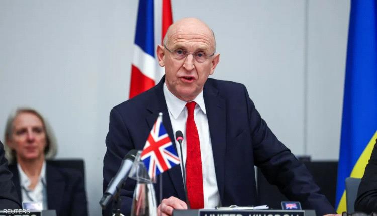 وزير بريطاني يلمح إلى تدخل روسي في استخدام إيران للمسيّرات
