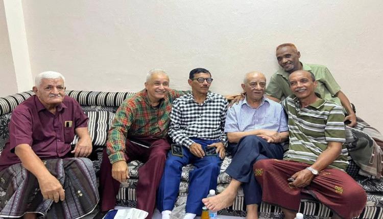 بتوجيهات من وزير الداخلية رئيس اتحاد الشرطة الرياضي يزور الكابتن غازي عوض