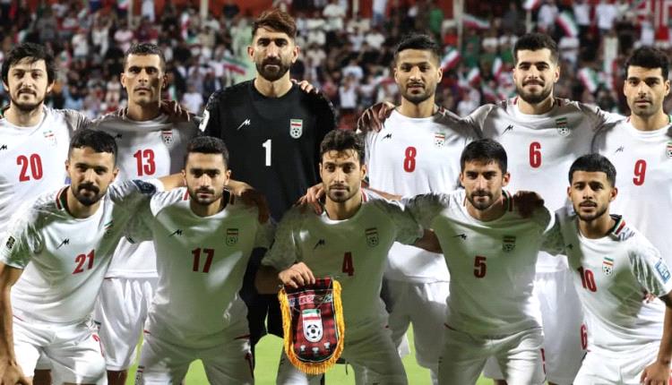 السلطات الإيرانية تصادر أموال ثنائي المنتخب